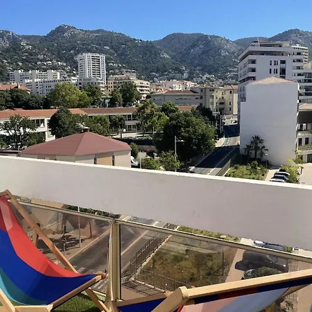 Bright T4 With Balcony In * Toulon